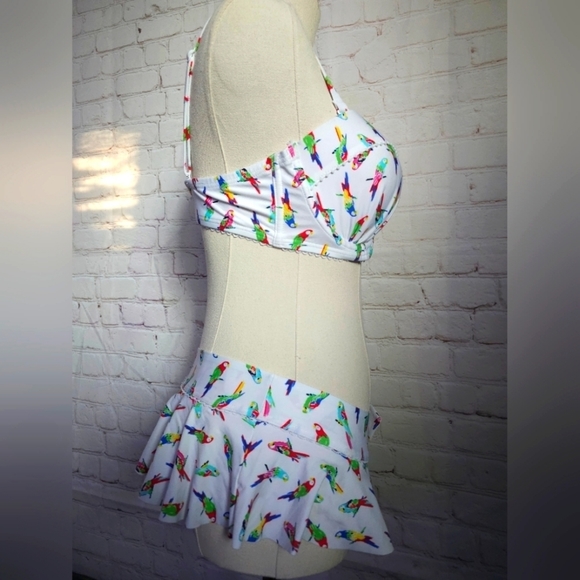 Floozie by Frost French Bikini | Parrot Print | Size 34D Top & UK 8/US 4 Bottom - Picture 5 of 7